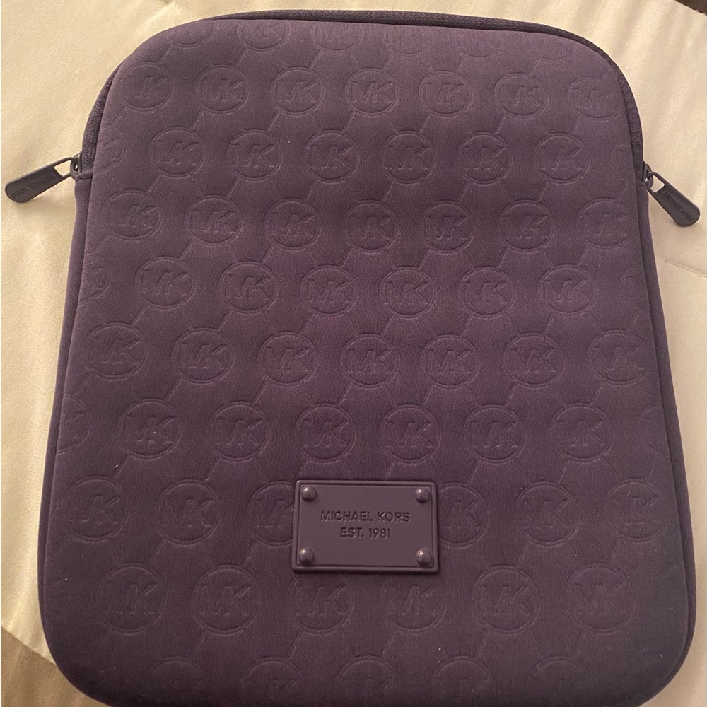 Michael Kors Signature Padded IPad Sleeve Case. Approximate Size 10X8